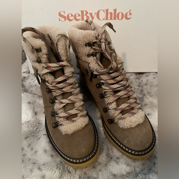 sz US 37, 38 see by chloé Eileen shearling hiker boots MSRP$495 CLEARANCE - Picture 8 of 13